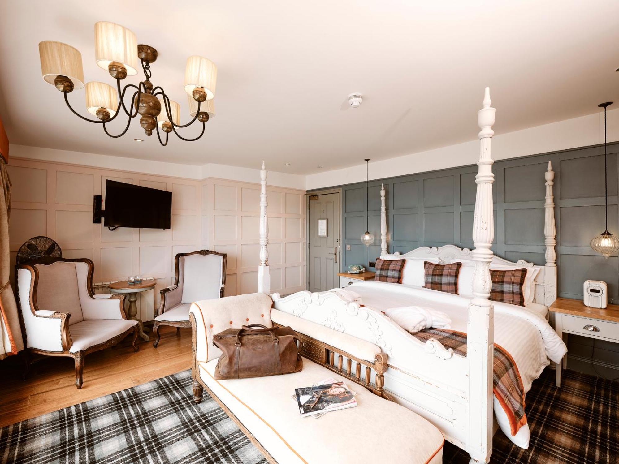 Old Court House Inn St Aubin Екстер'єр фото